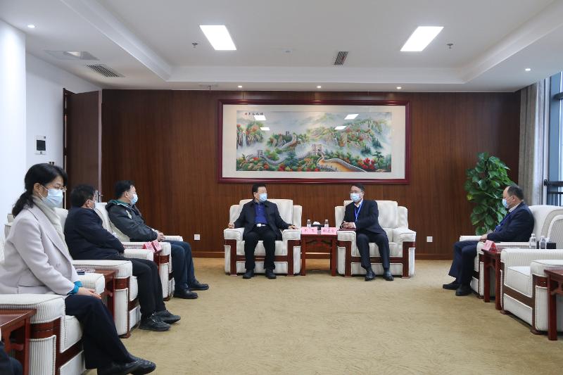 2022年12月，時(shí)任湖南省人民政府副省長、黨組成員，省國資委黨委書記陳飛到公司調(diào)研指導(dǎo)工作