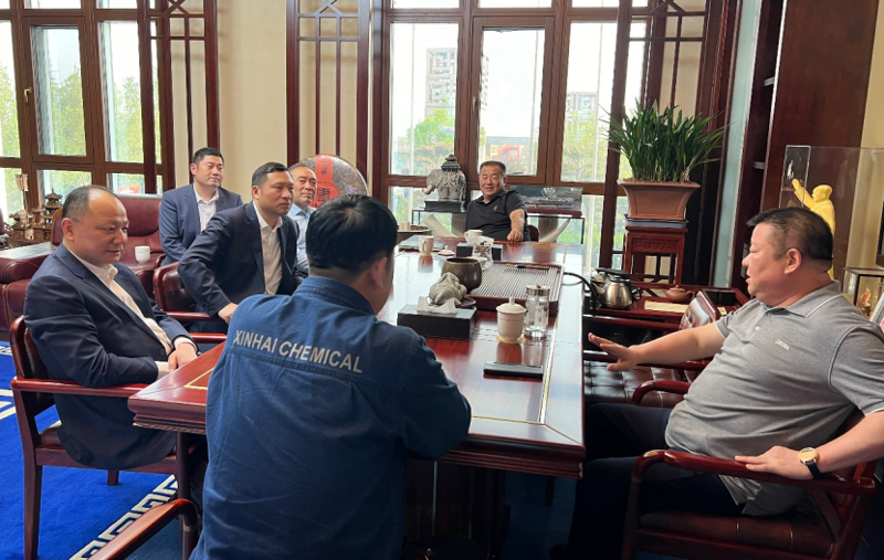 周鴻拜訪河北鑫?？毓杉瘓F(tuán)有限公司董事長(zhǎng)詹國(guó)海